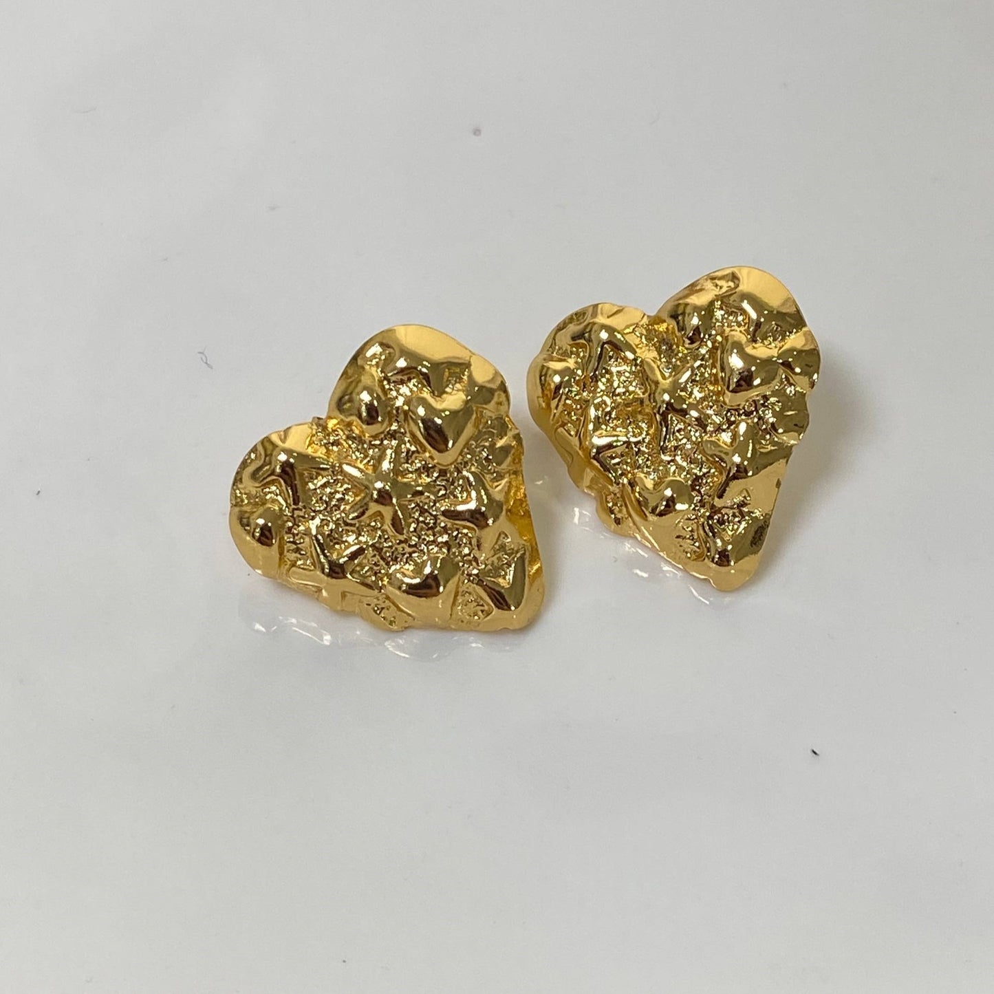 Zarcillos dorados de acero - Corazon