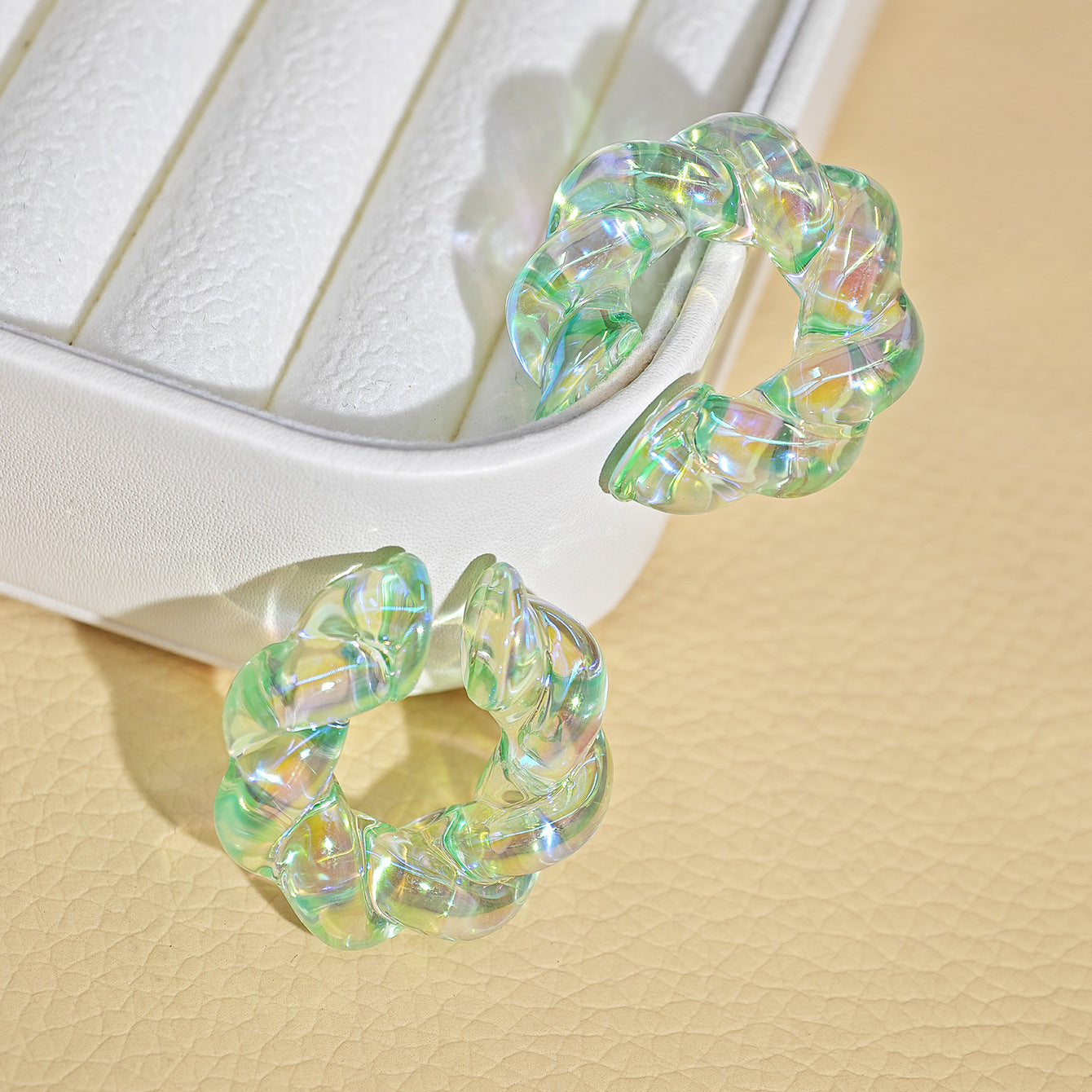Earcuffs acrilicos