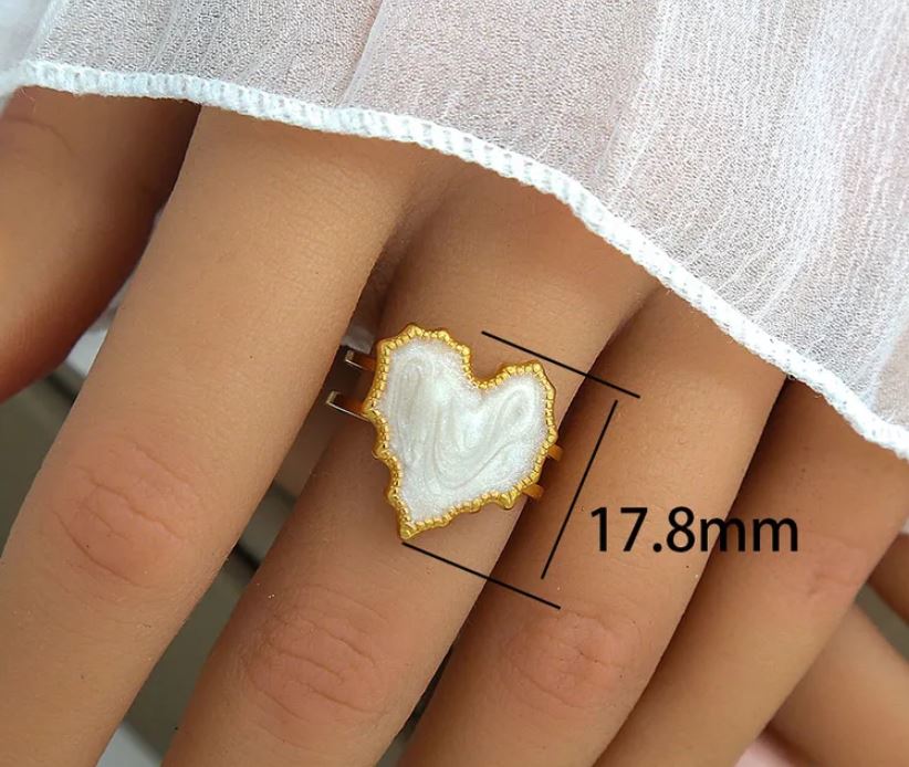 Anillos dorados con blanco