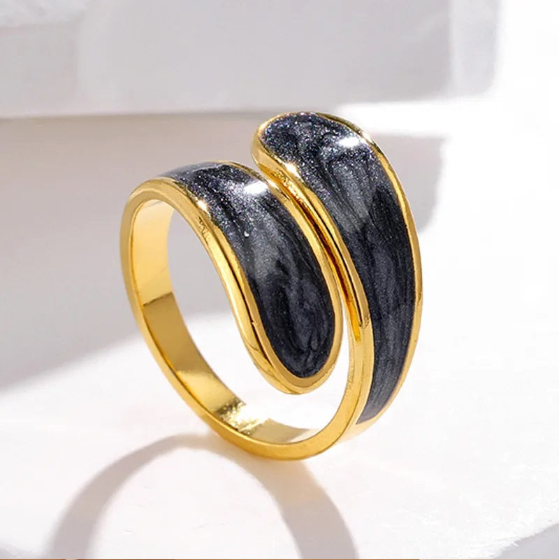 Anillos de acero con negro