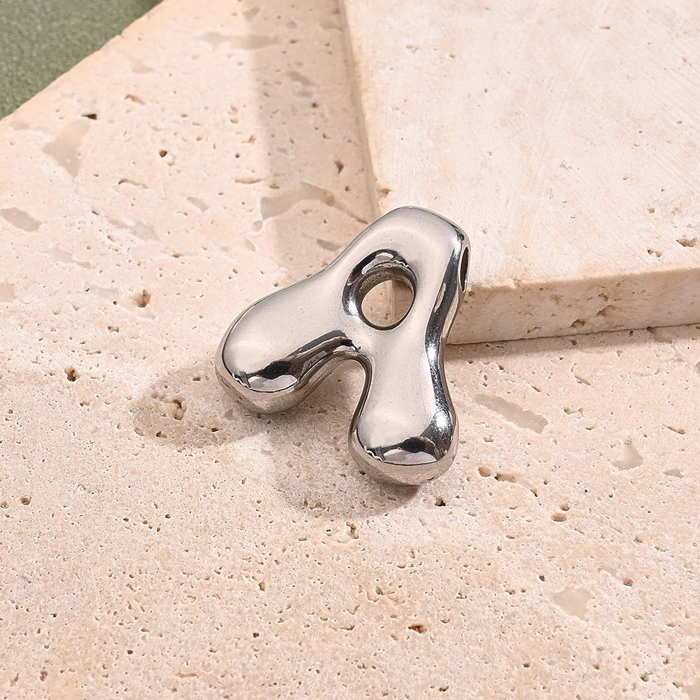 Dijes de letras chunky grandes
