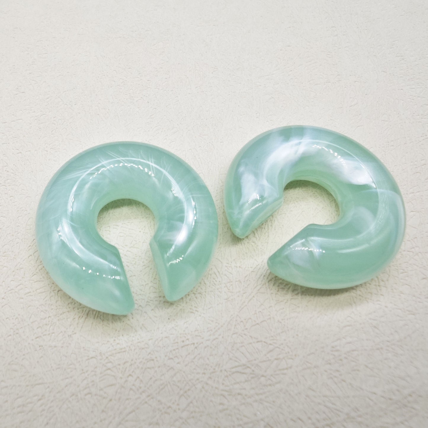 Earcuffs chunky acrilicos