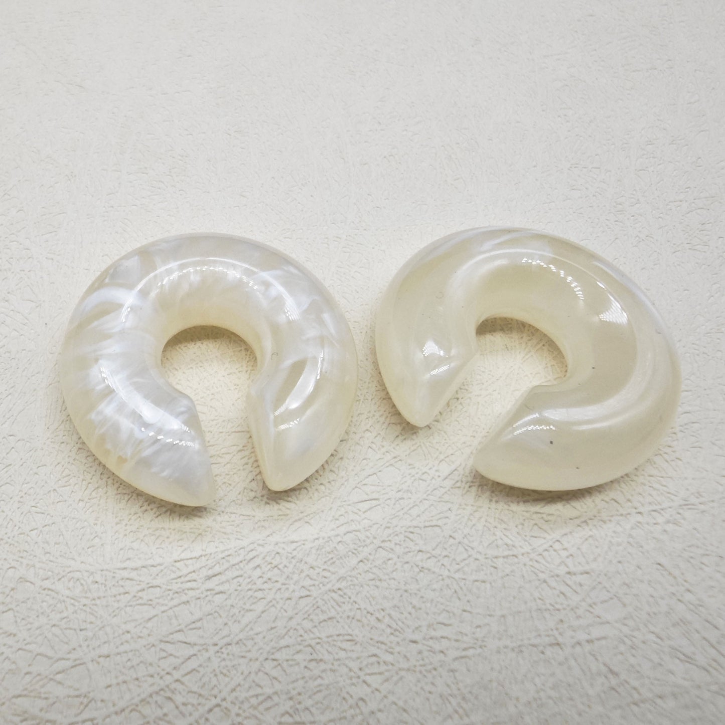 Earcuffs chunky acrilicos