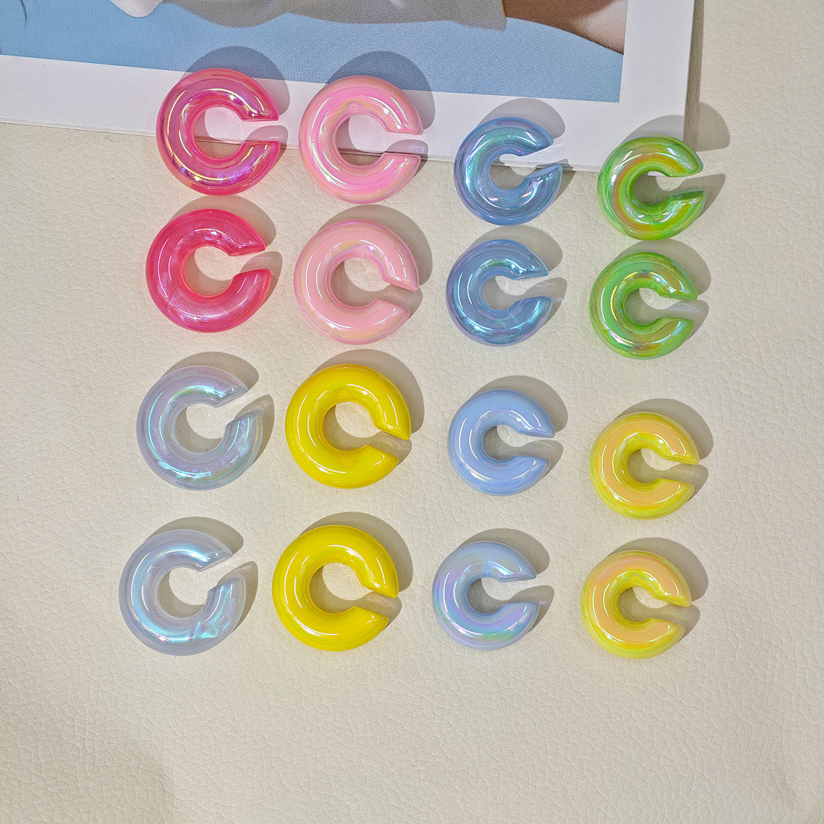 Earcuff chunky acrilicos