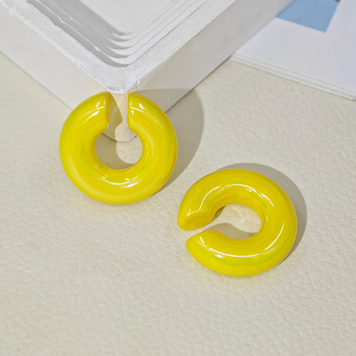 Earcuff chunky acrilicos