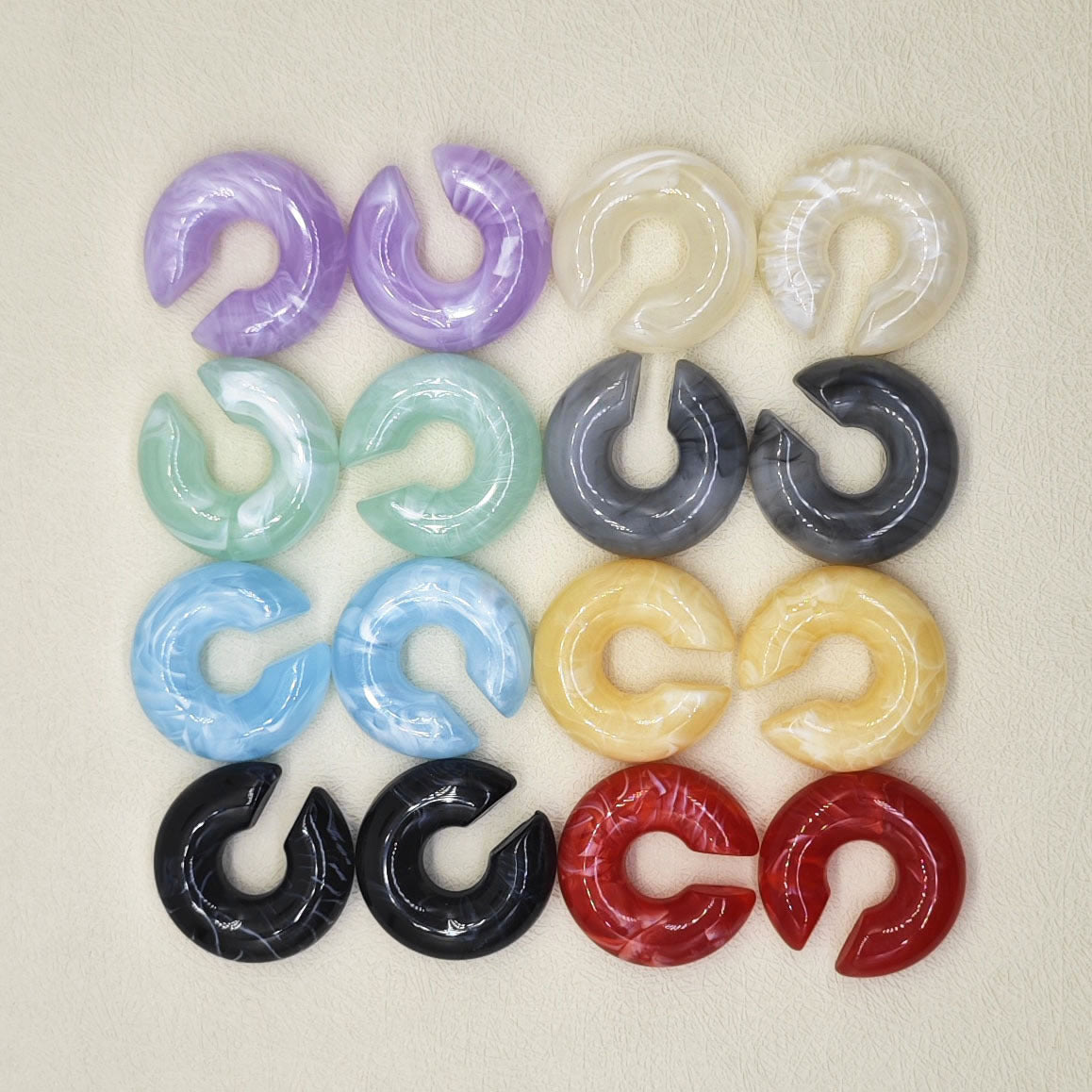 Earcuffs chunky acrilicos