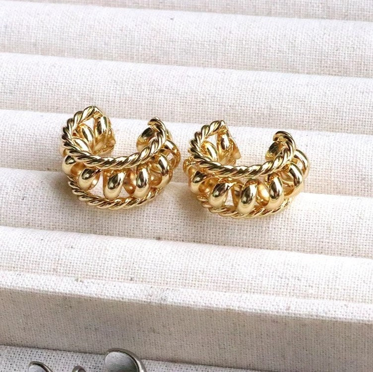Earcuffs
