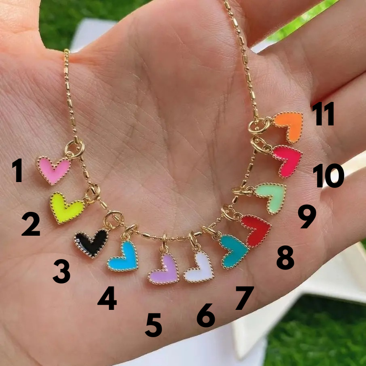 Dijes pequeños de corazones