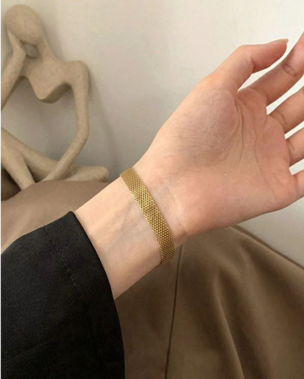 Pulsera de acero