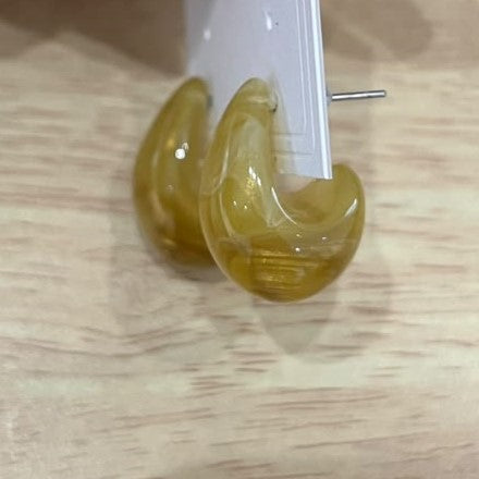 Zarcillos tipo gota acrilicos de colores