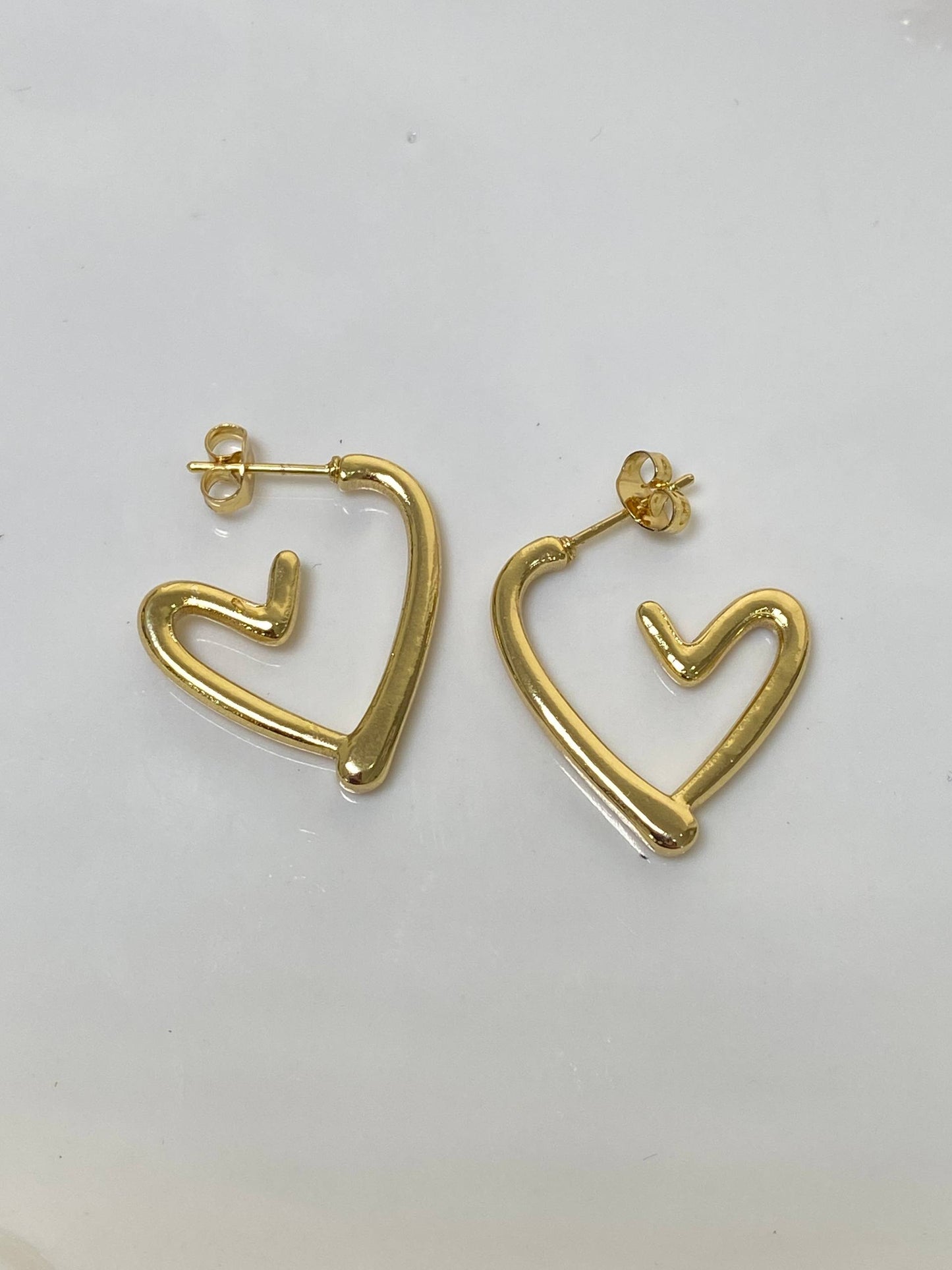 Zarcillos dorados de acero - Corazon